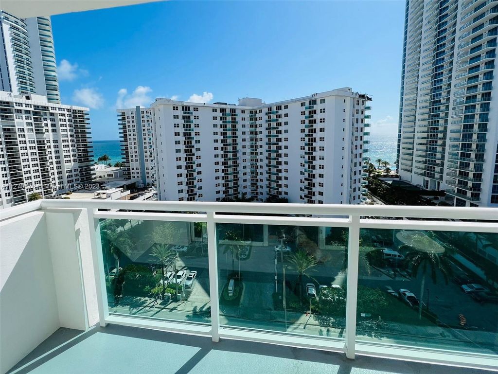 Photo of 3000 S Ocean Dr #1110, Hollywood, FL 33019 (MLS # A11270578)