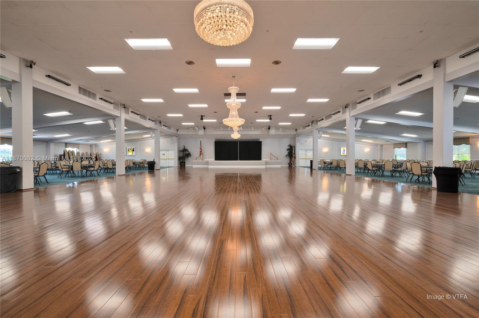 NEWPORT N CONDO - Residential