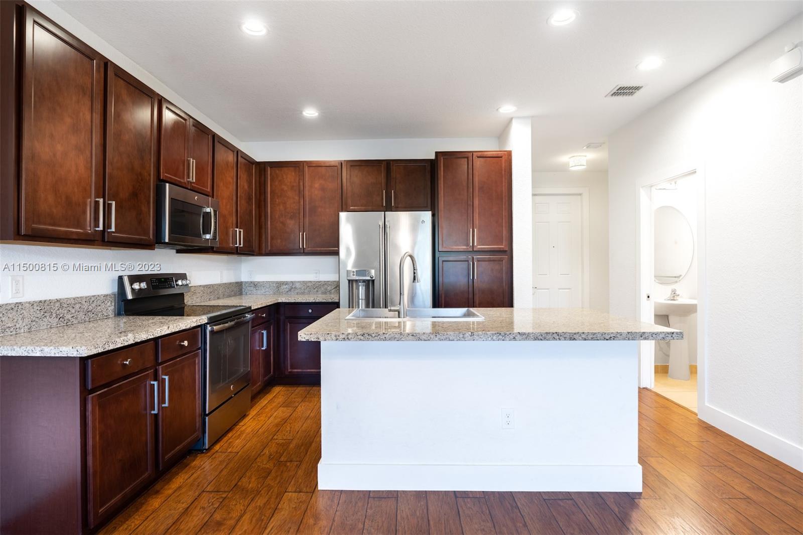 SADDLE BRIDGE - Residential