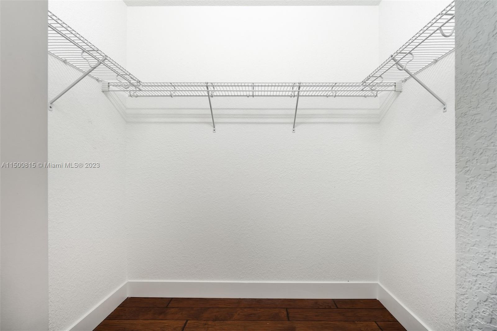 SADDLE BRIDGE - Residential