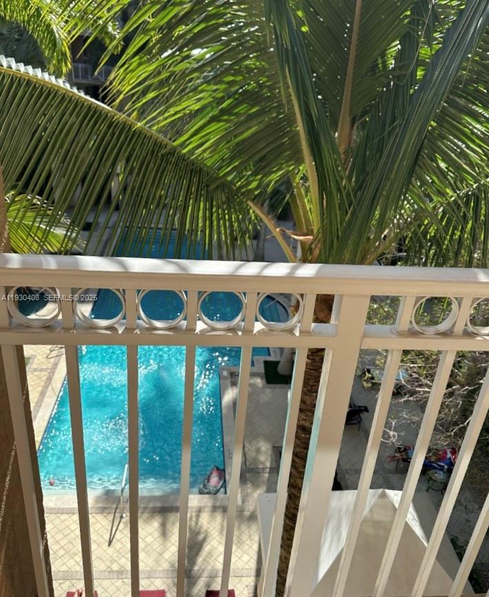 View photos, virtual tours, details... 3001 NE 185th St 418