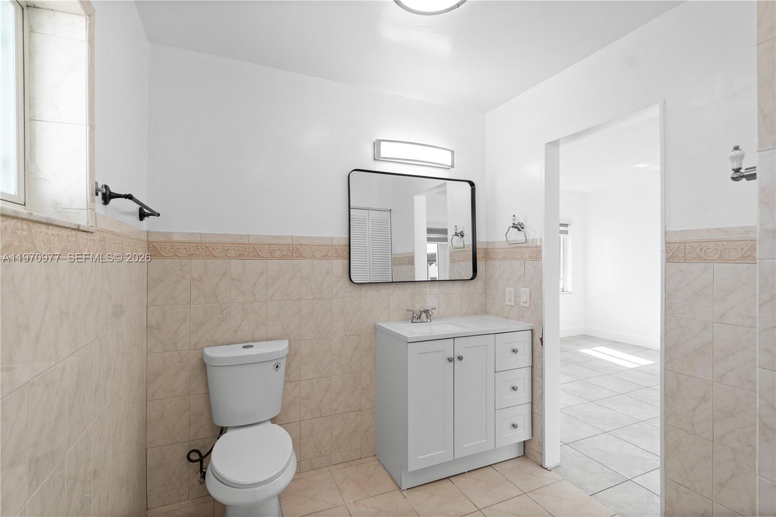 ROYALE GREEN SEC 3 - Residential