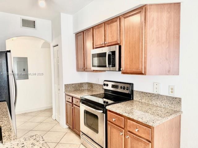 THE GRANDE CONDO - Residential