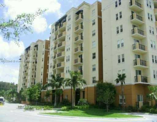 THE GRANDE CONDO - Residential