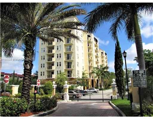 Beautiful 2/2 in gated boutique building by Baptist Hospital. Rarely available- Prime East Kendall location w/treetop East views and no afternoon sun- Gourmet kitchen w/wood cabinets, granite, SS appliances- AC 2022, new microwave & dishwasher-Tile floors, 2 balconies, large master w/tub & shower- Split plan- Impact windows & doors- Washer/Dryer inside- 2 parking spaces + guest parking. Walk-in closets in both bedrooms- Pets ok- Amenities: pool, spa, gym, excellent security- Walk to Baptist, near Dadeland, US1, Palmetto Hwy- Water & cable included-Low monthly fee- Reserve study done- no assessments!