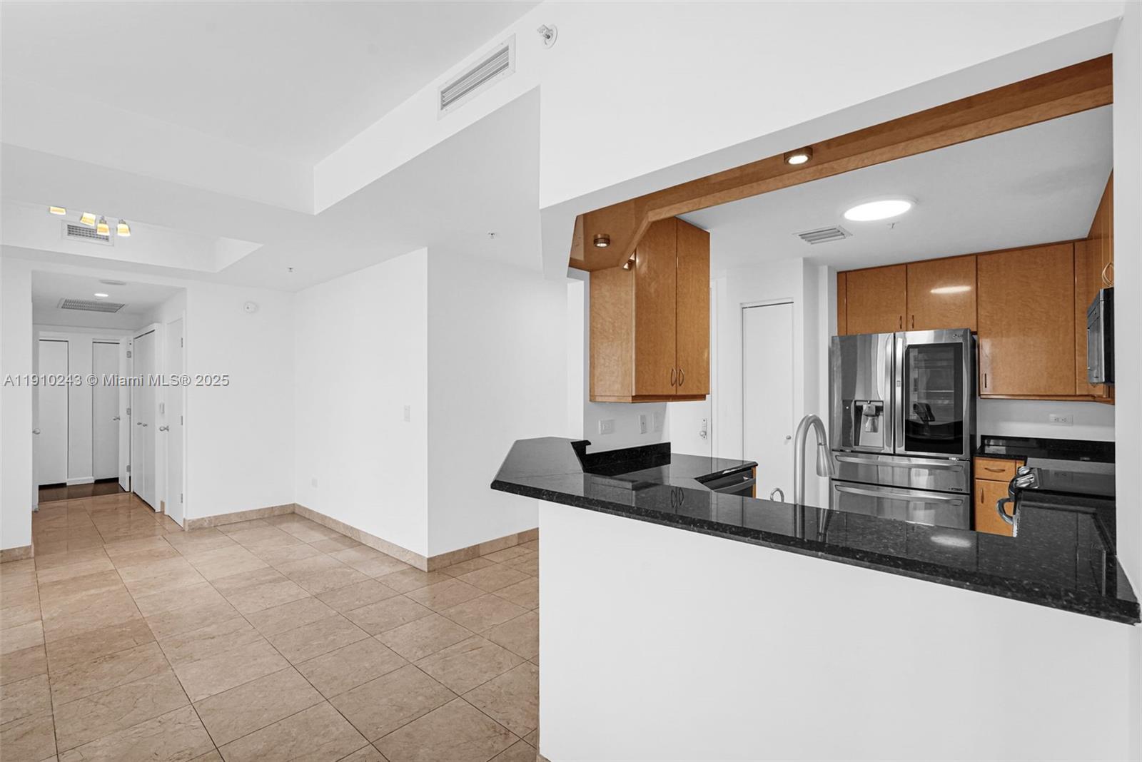 COURTS BRICKELL KEY CONDO - Residential Lease