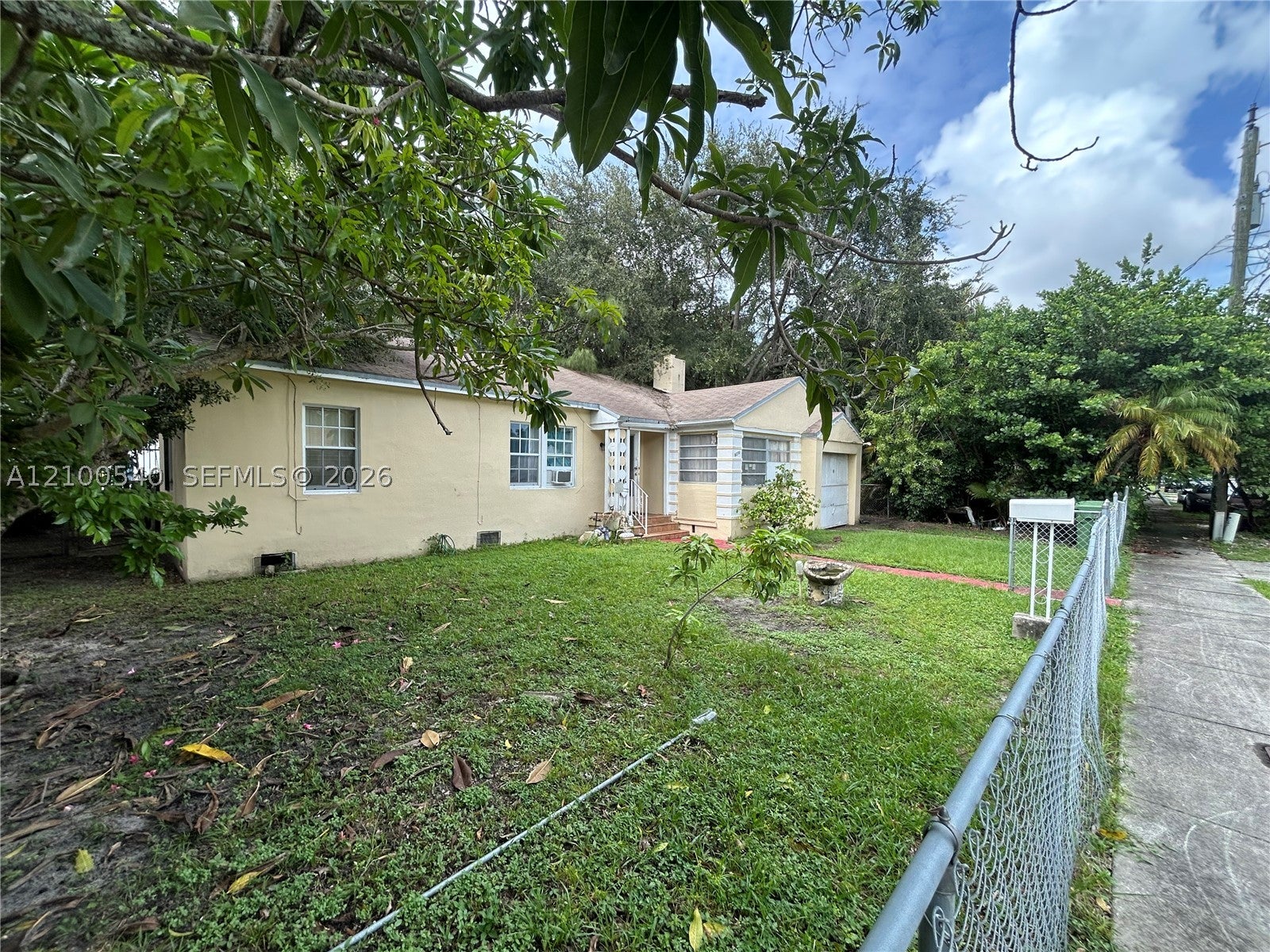 View photos, virtual tours, details... 8270 NE 2nd Ct