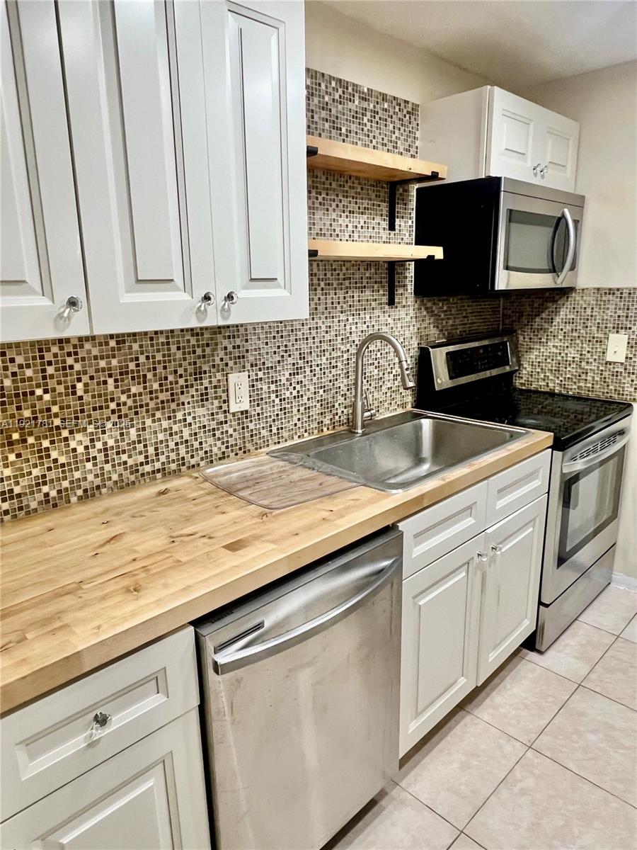 EDGEWOOD GREENS CONDO - Residential