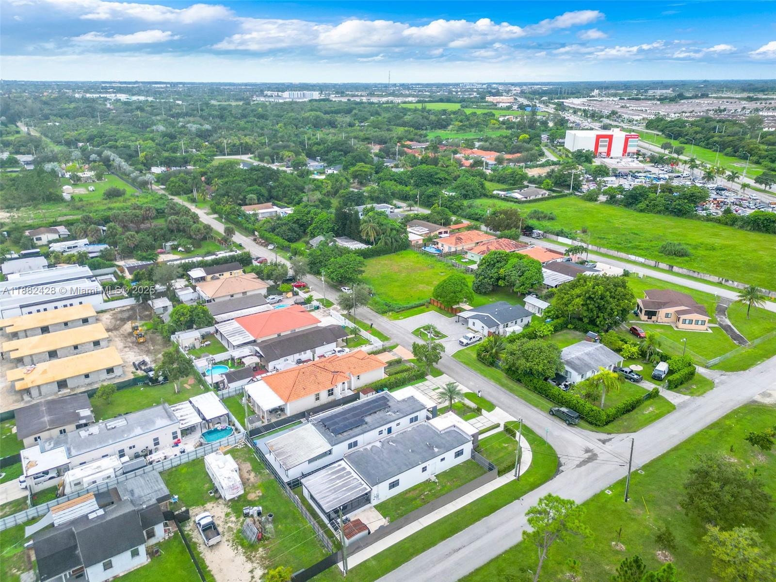 SILVER PALM PARK - Residential