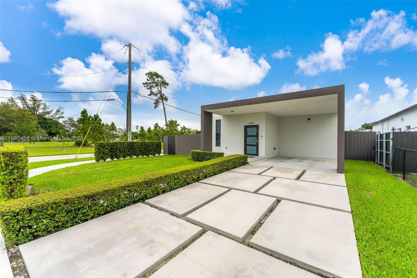 SILVER PALM PARK - Residential