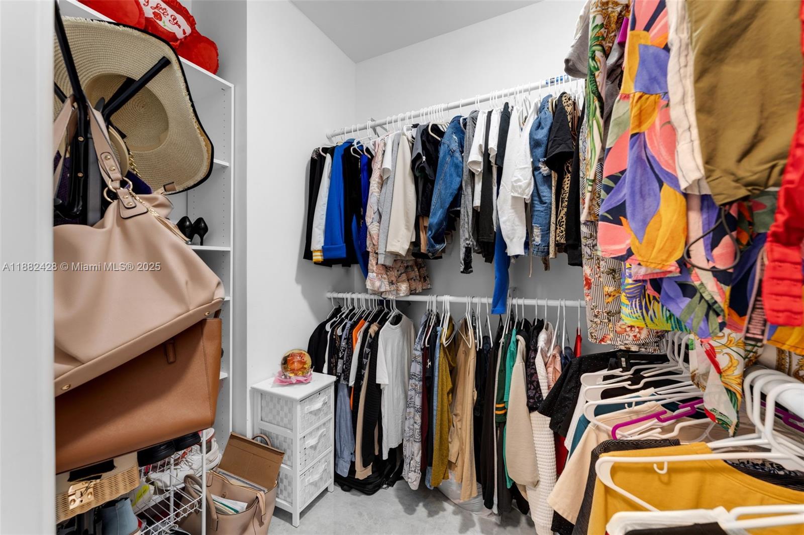 SILVER PALM PARK - Residential