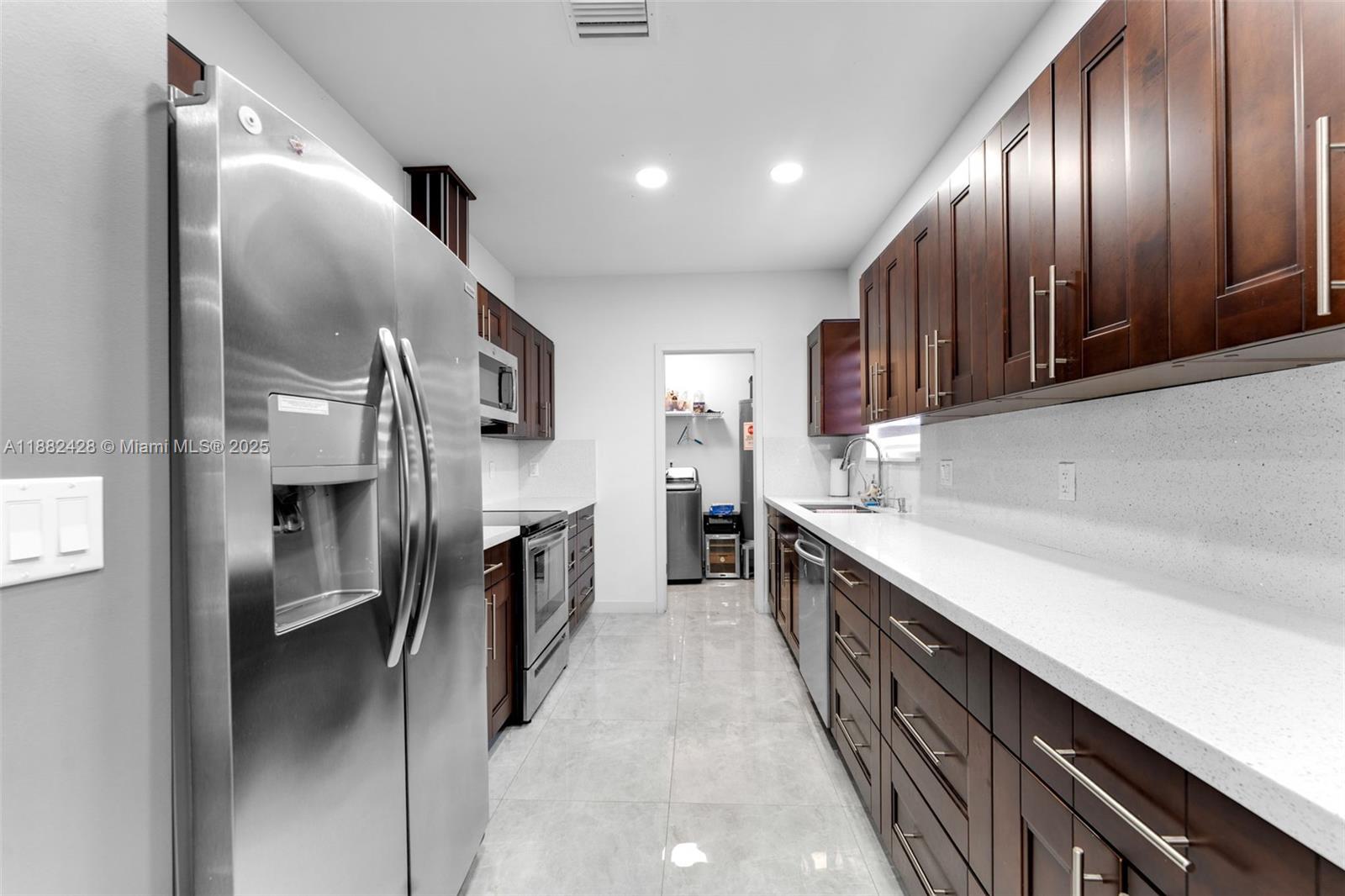 SILVER PALM PARK - Residential