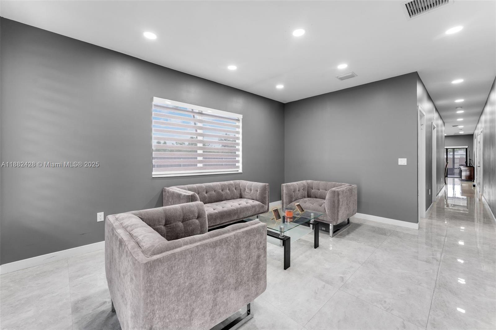 SILVER PALM PARK - Residential