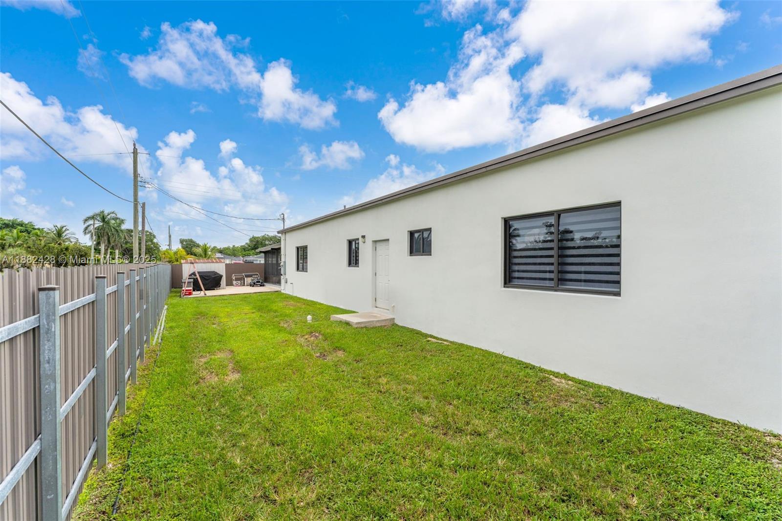 SILVER PALM PARK - Residential