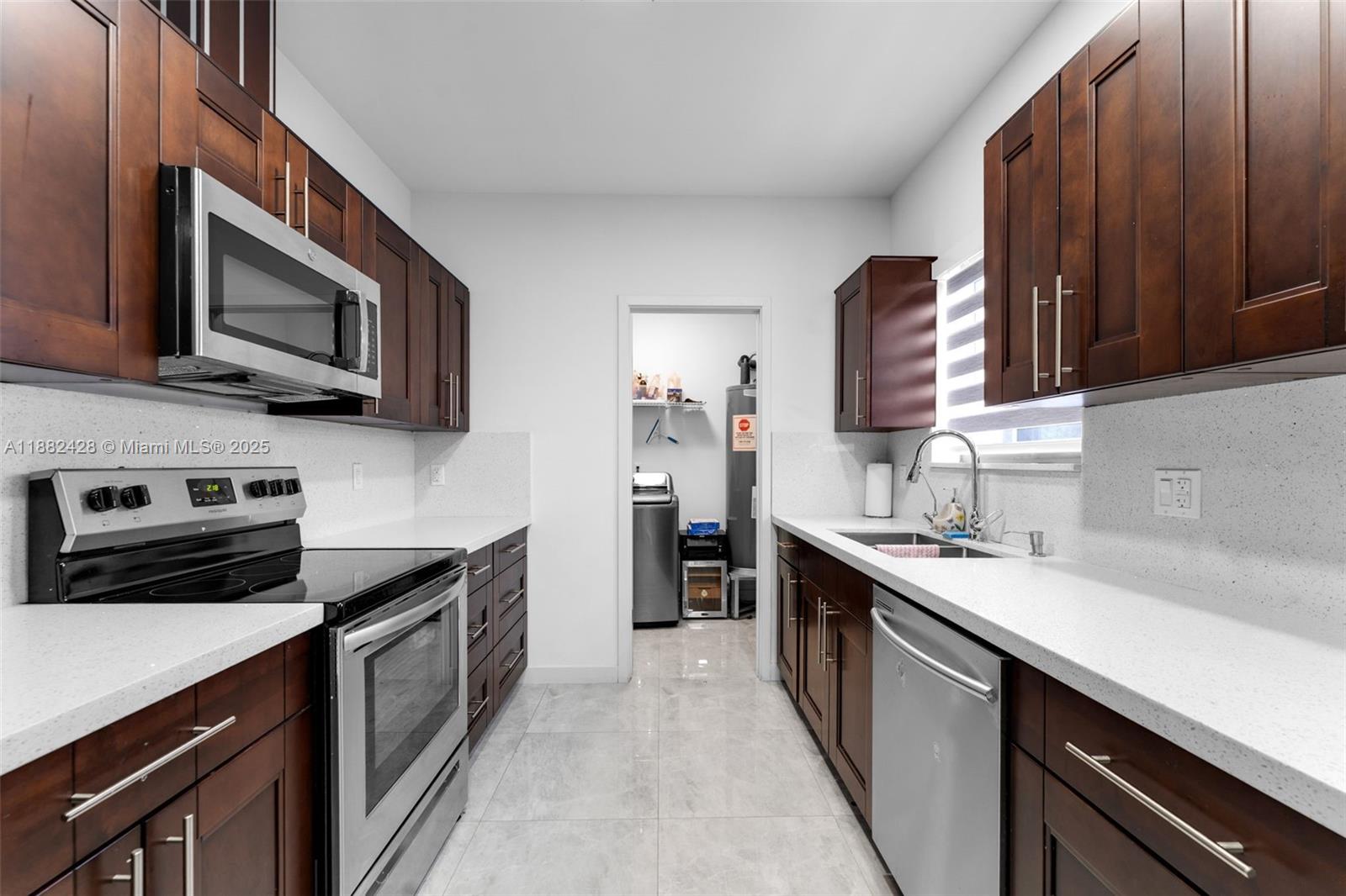 SILVER PALM PARK - Residential