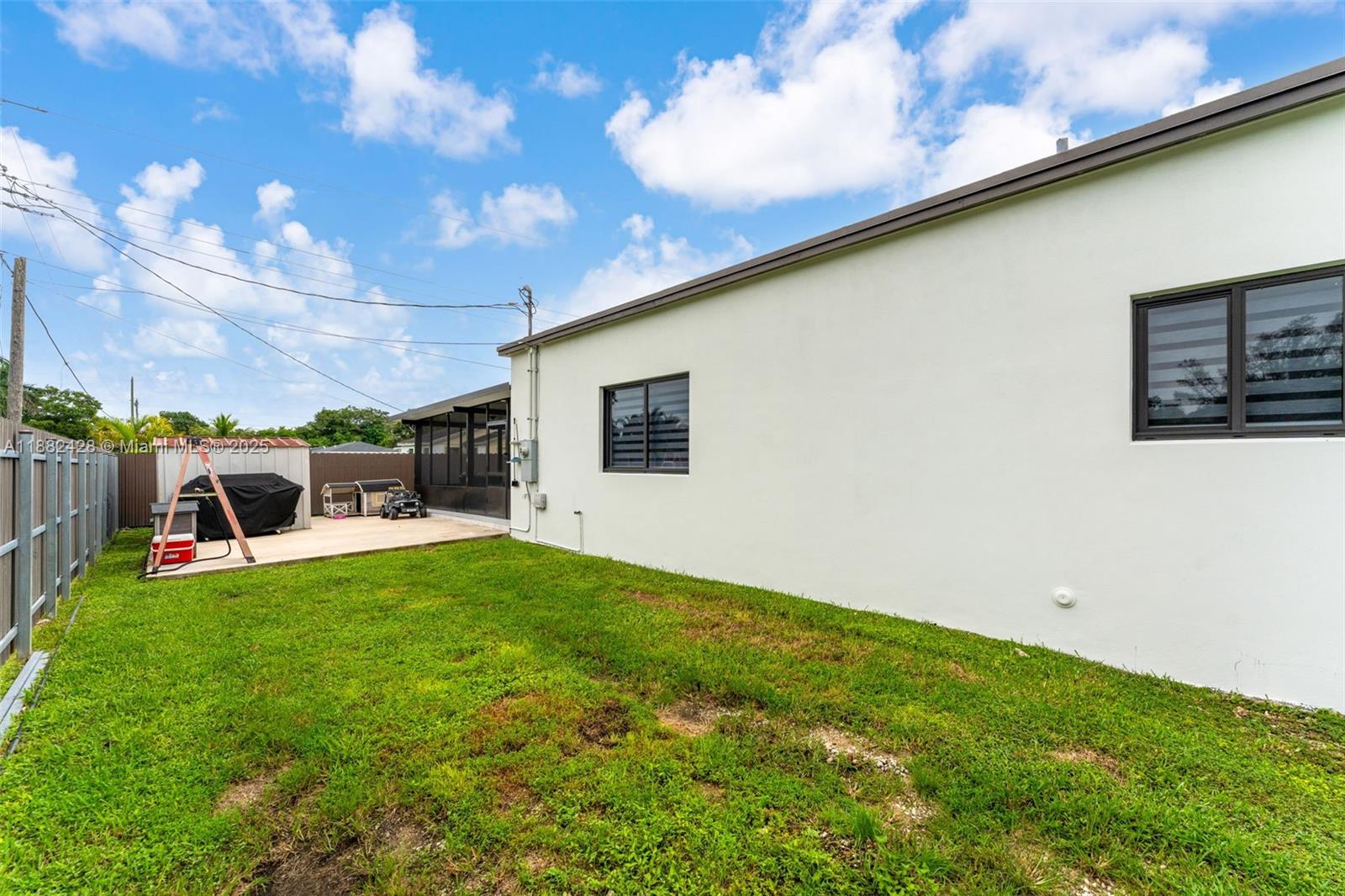 SILVER PALM PARK - Residential