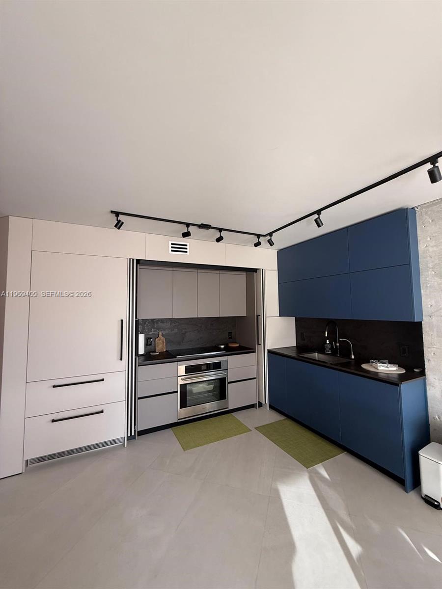 4250 BISCAYNE BOULEVARD C - Residential Lease