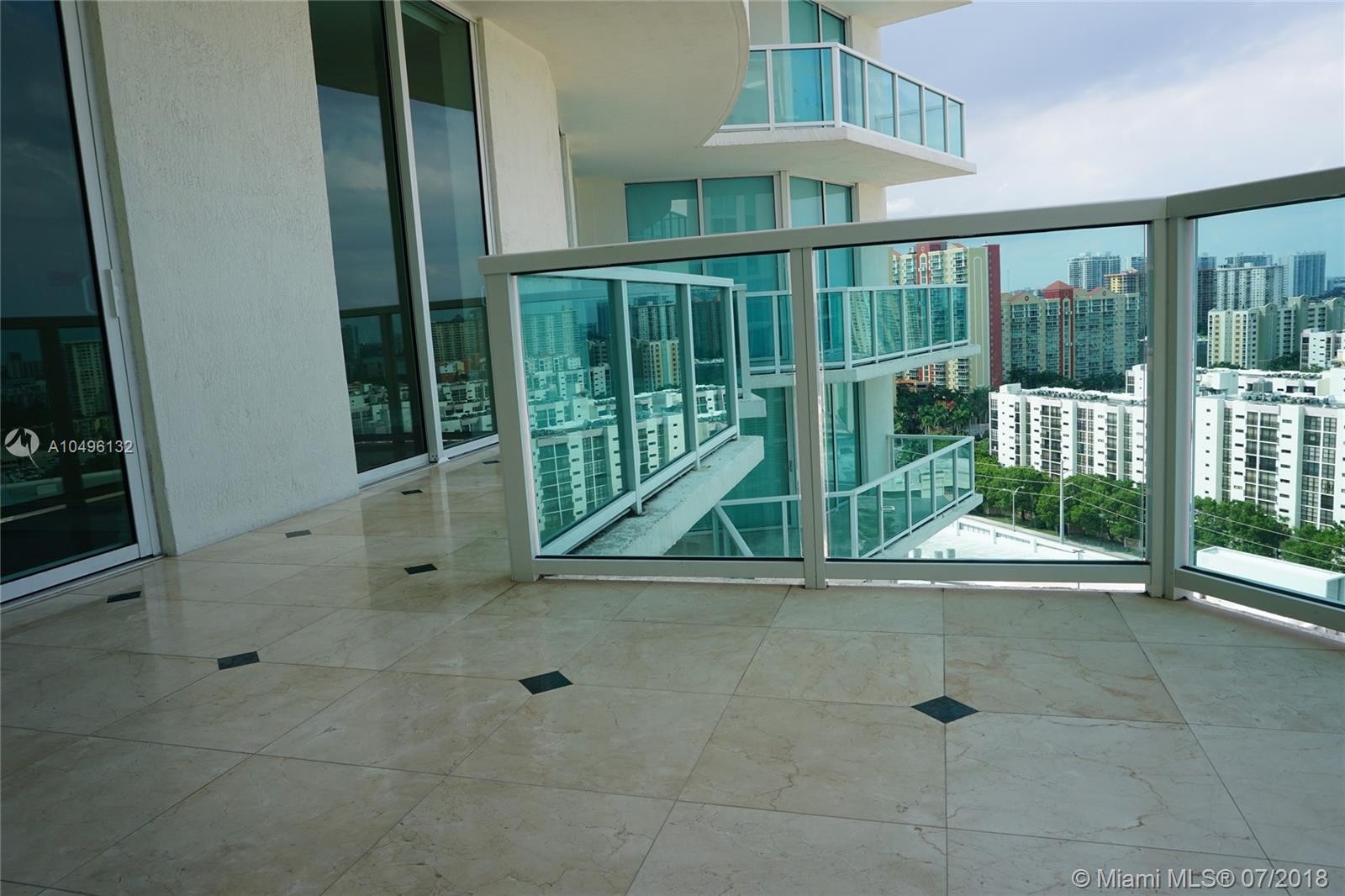 ST TROPEZ ON THE BAY II C - Residential Lease