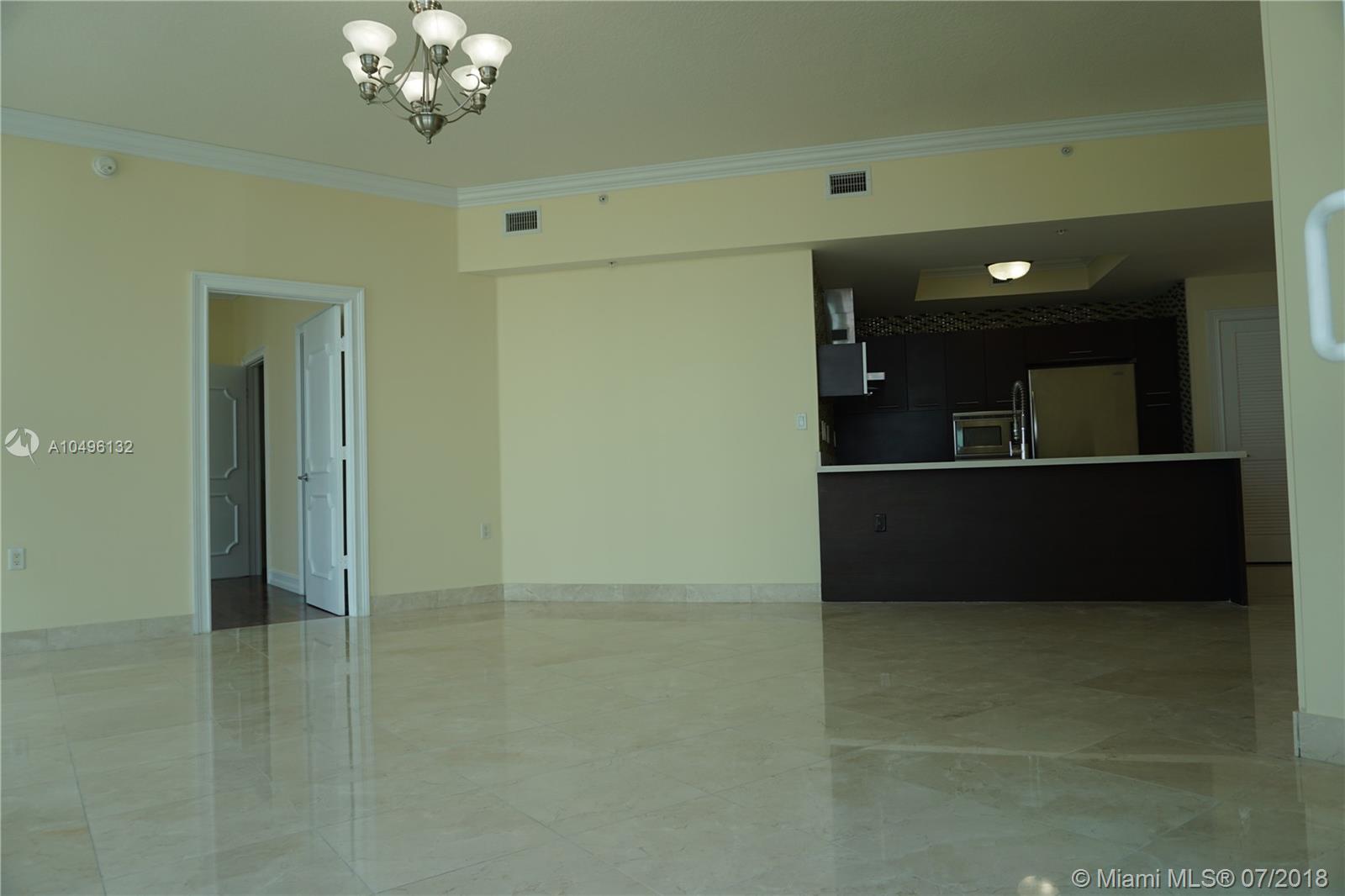 ST TROPEZ ON THE BAY II C - Residential Lease