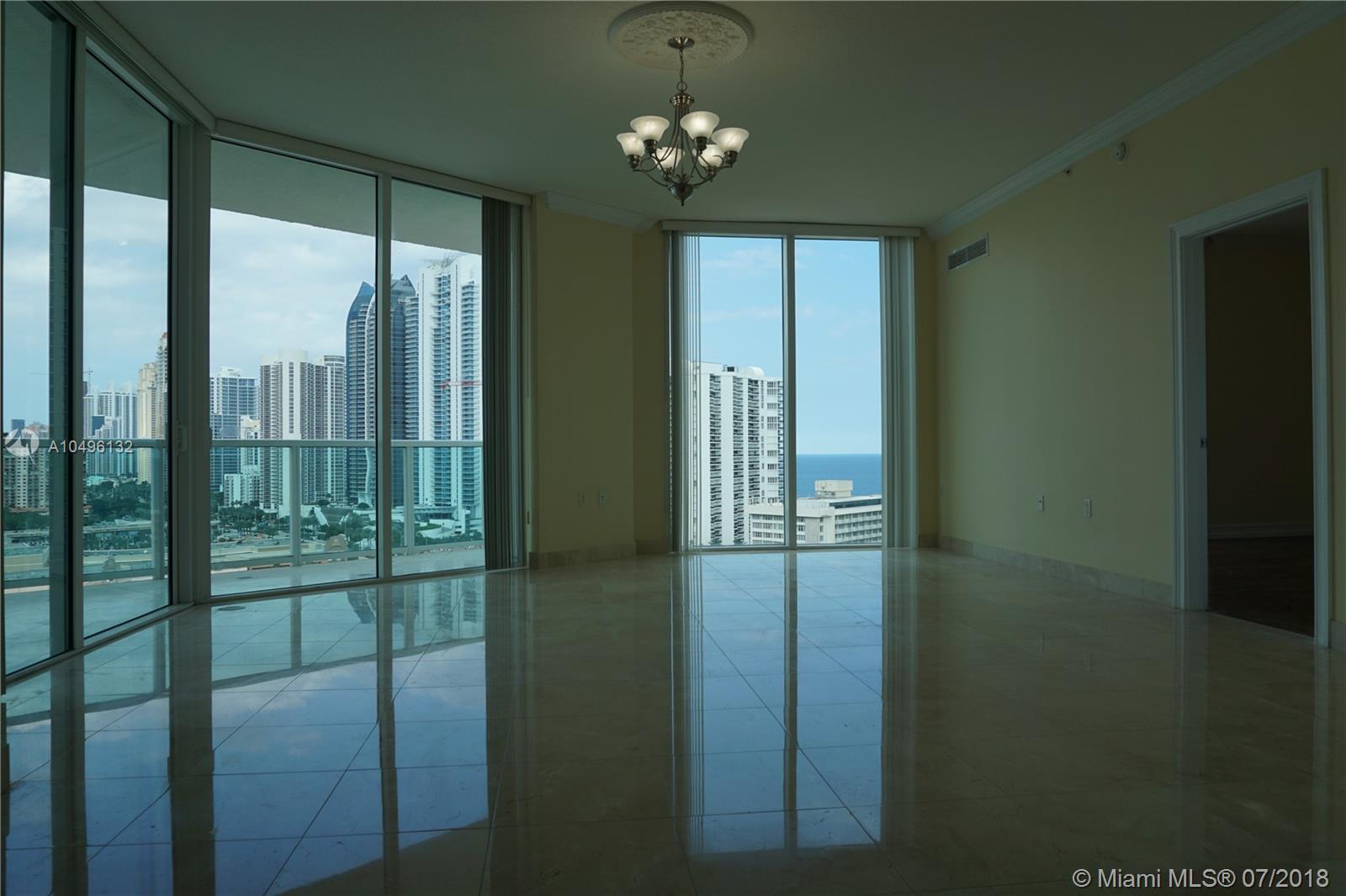 ST TROPEZ ON THE BAY II C - Residential Lease