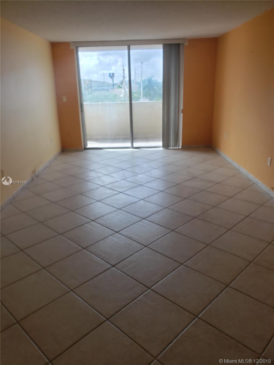 PLAZA OF WESTLAND CONDO - Residential Lease