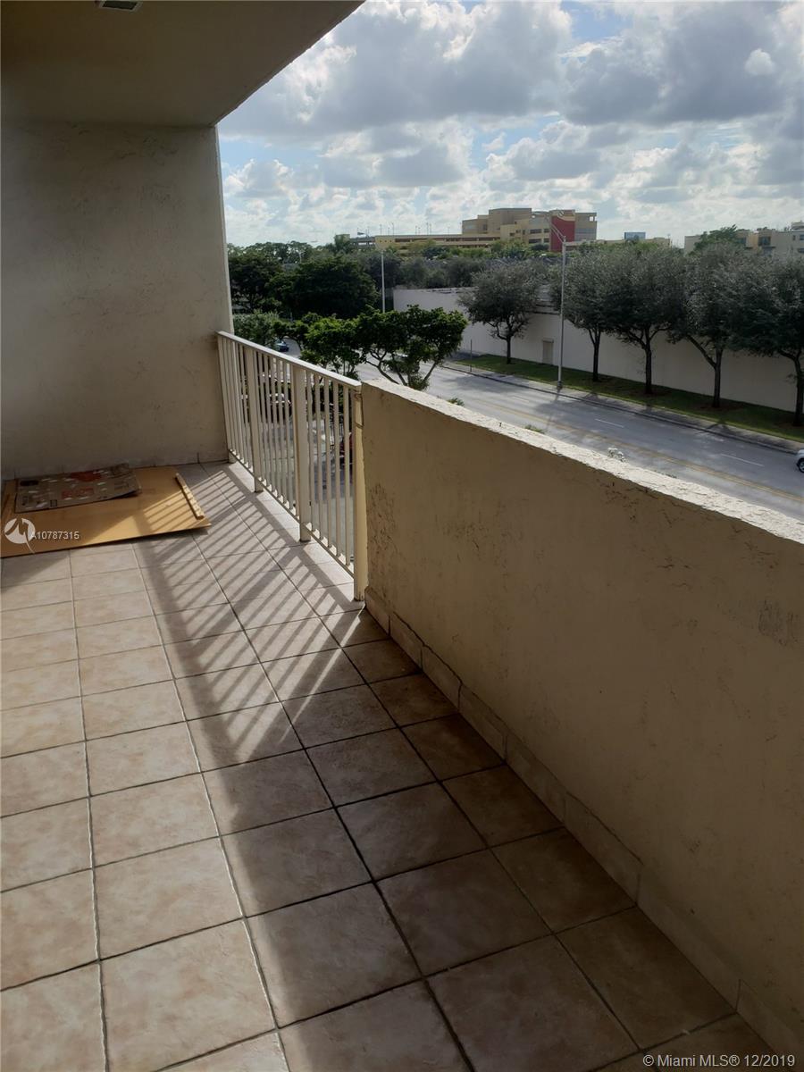 PLAZA OF WESTLAND CONDO - Residential Lease