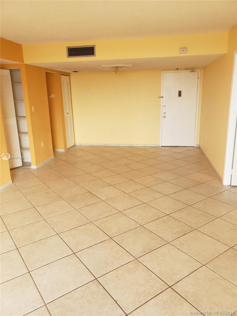 PLAZA OF WESTLAND CONDO - Residential Lease