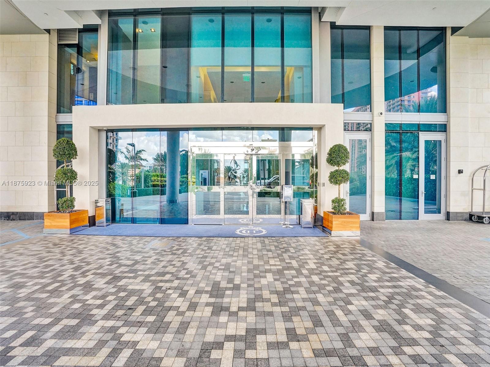 CHATEAU BEACH CONDO - Residential Lease