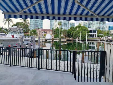 255 Poinciana Dr 605 Sunny Isles Beach FL 33160