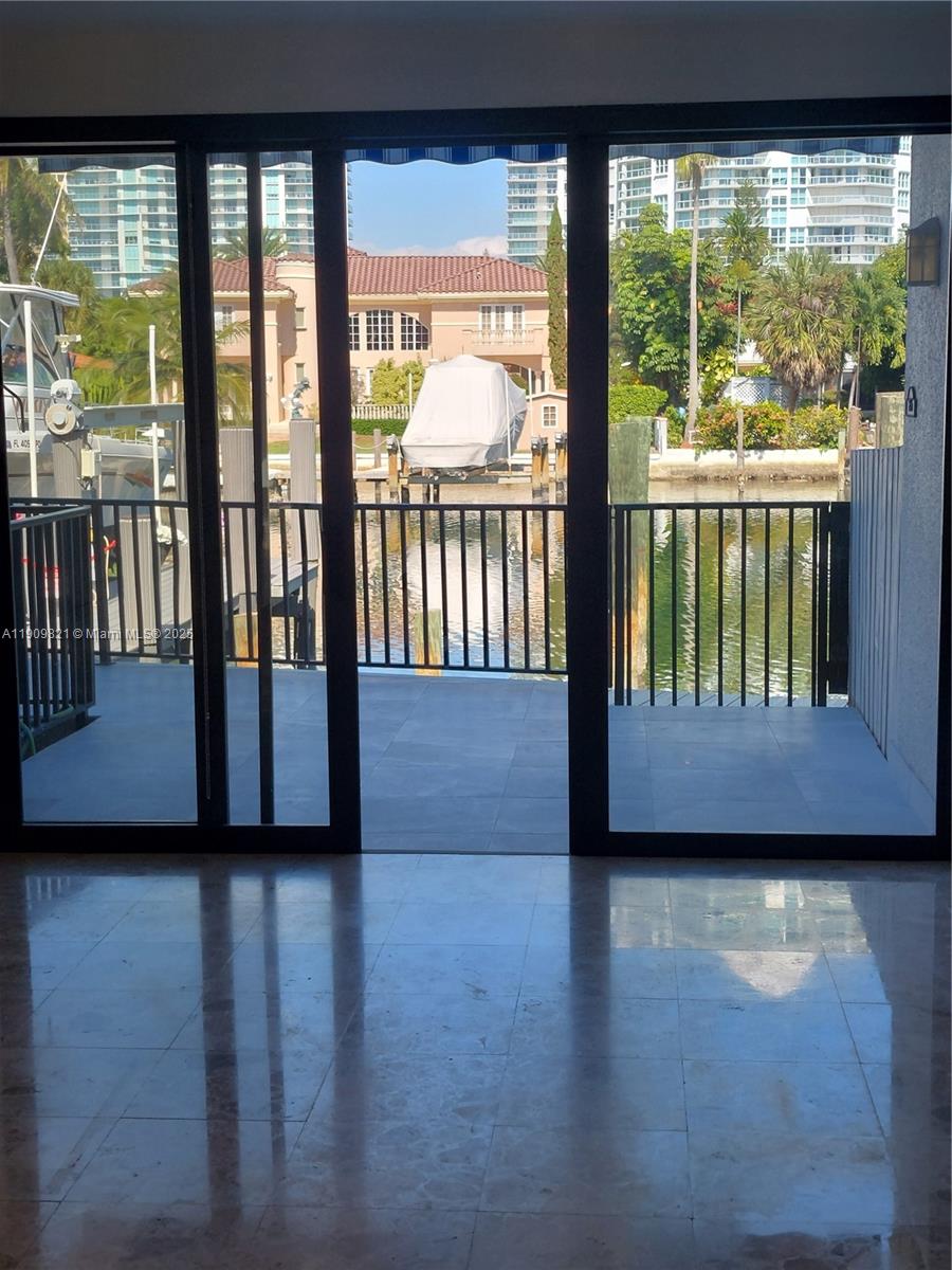 POINCIANA IS YT & RCQ CLU - Residential