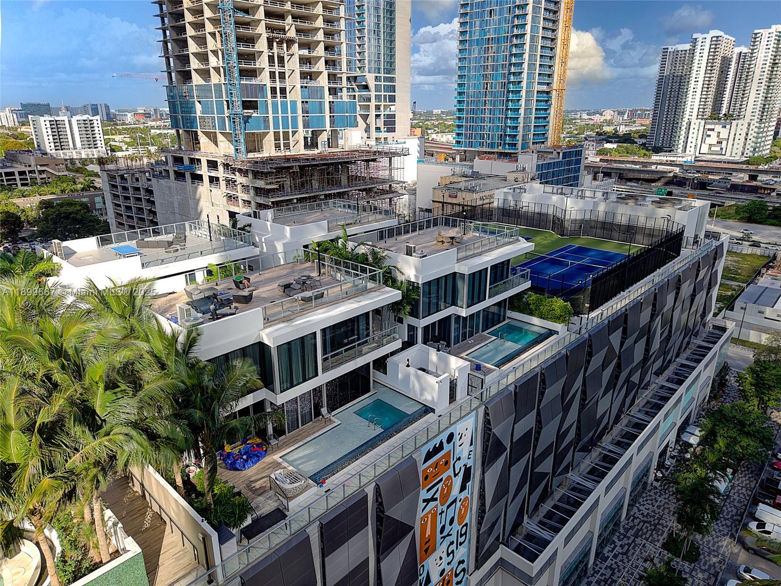 PARAMOUNT MIAMI WORLDCENT - Residential