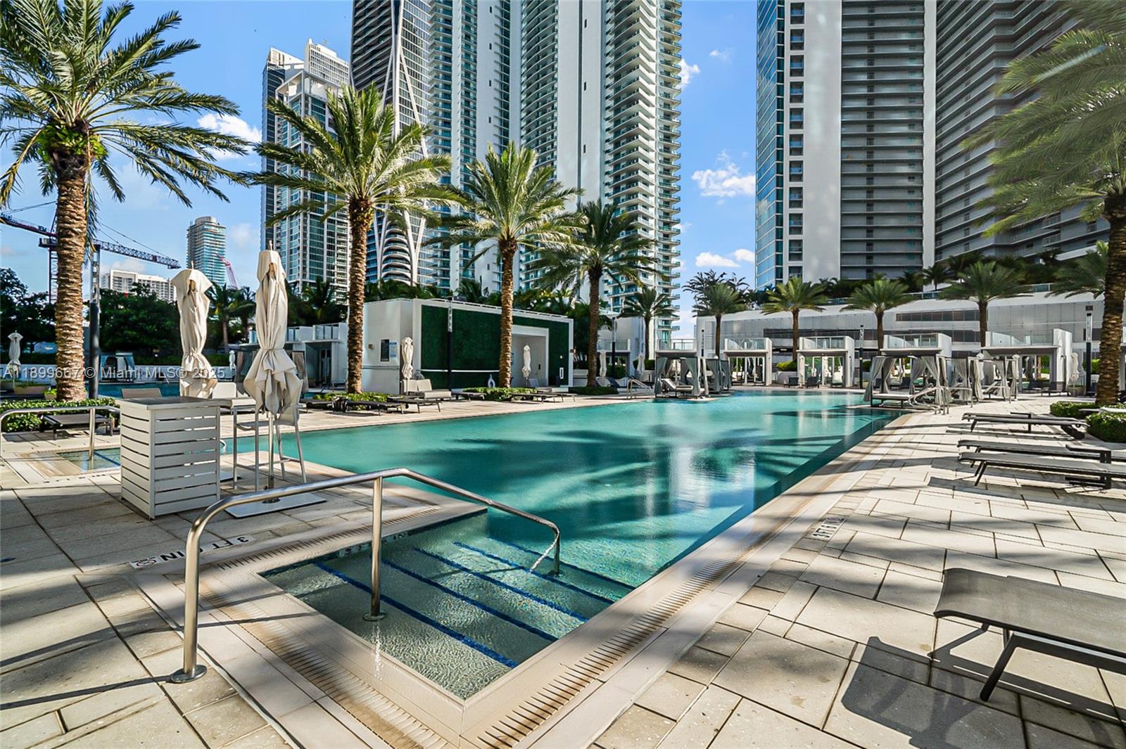 PARAMOUNT MIAMI WORLDCENT - Residential