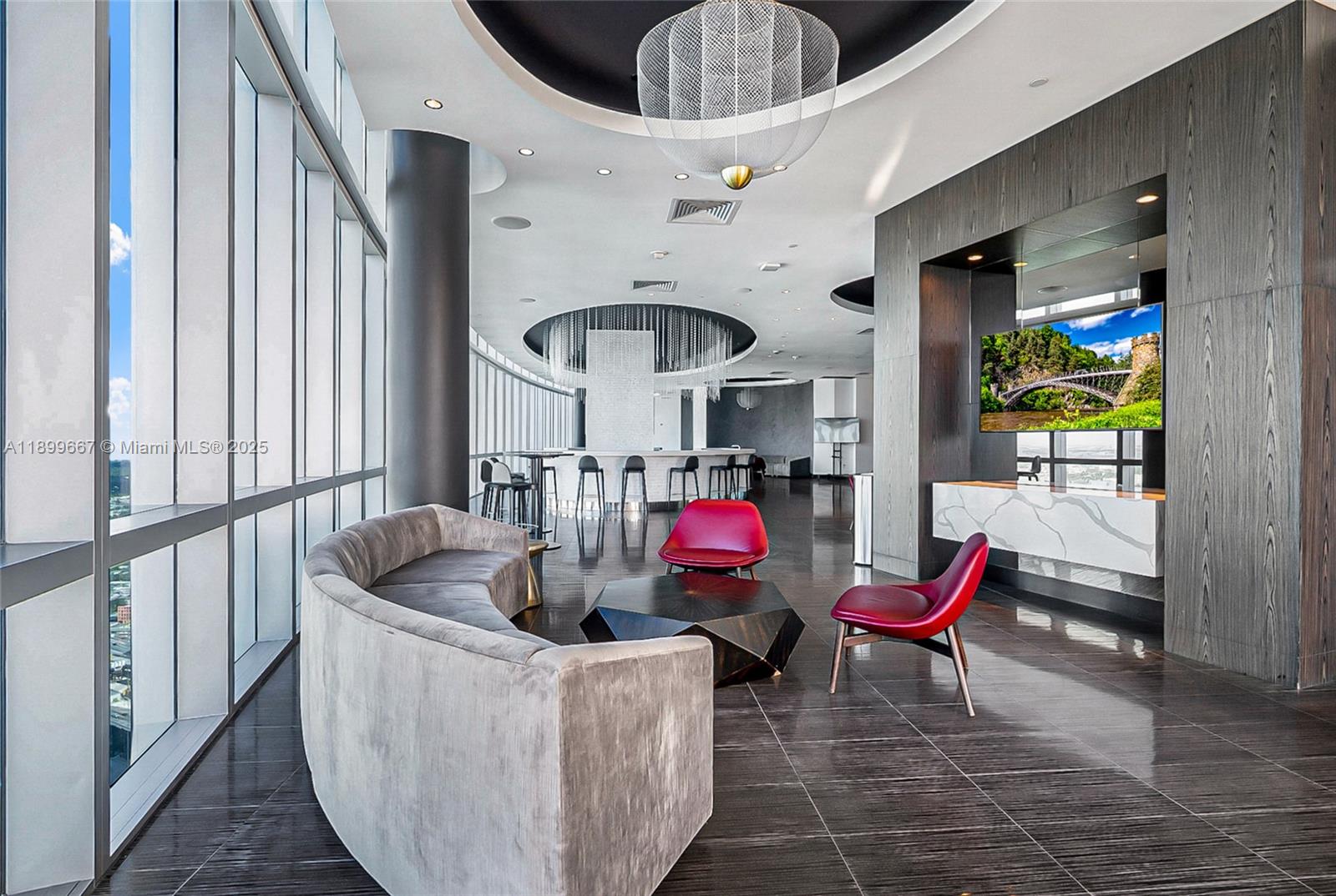 PARAMOUNT MIAMI WORLDCENT - Residential