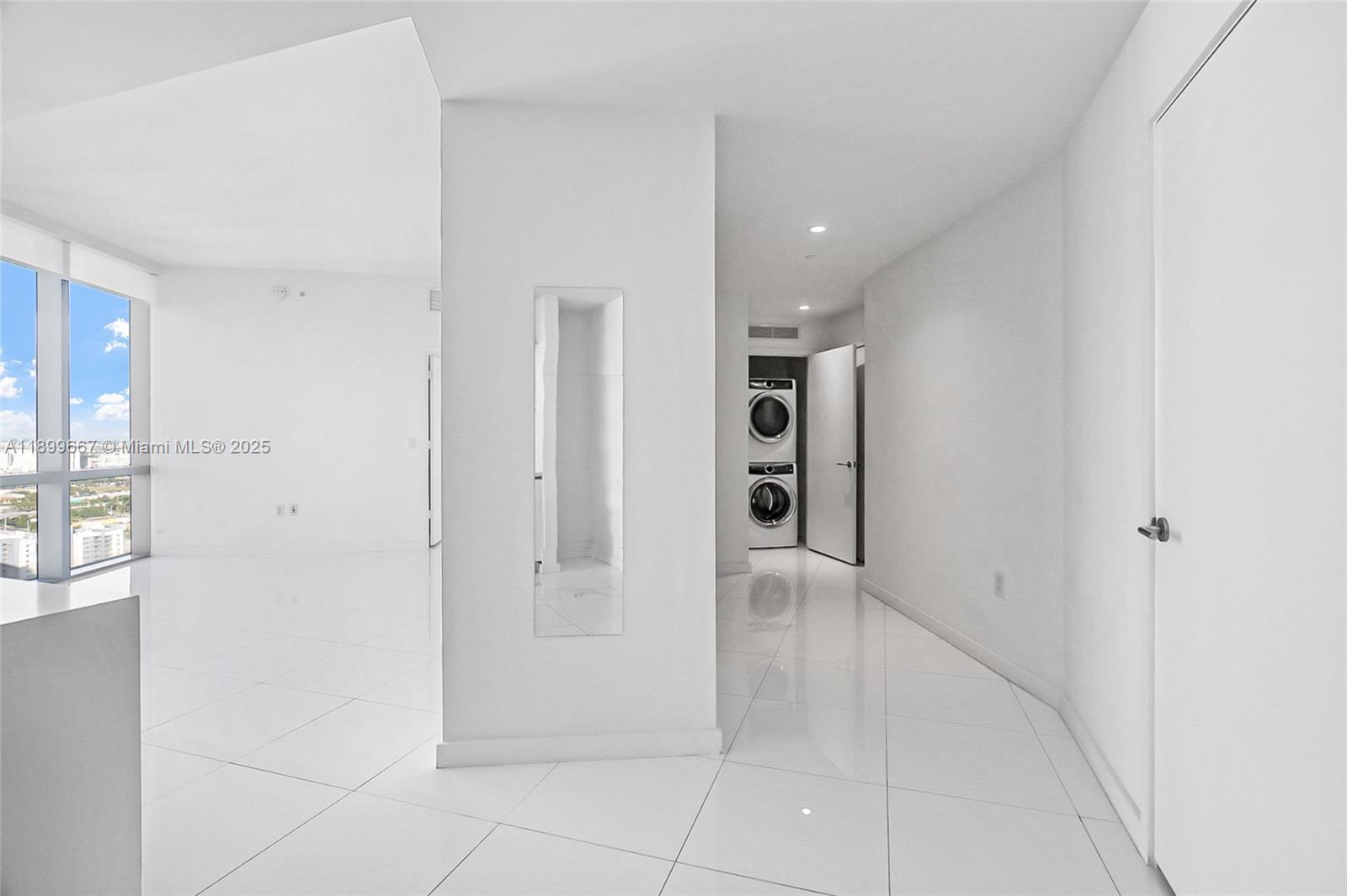 PARAMOUNT MIAMI WORLDCENT - Residential