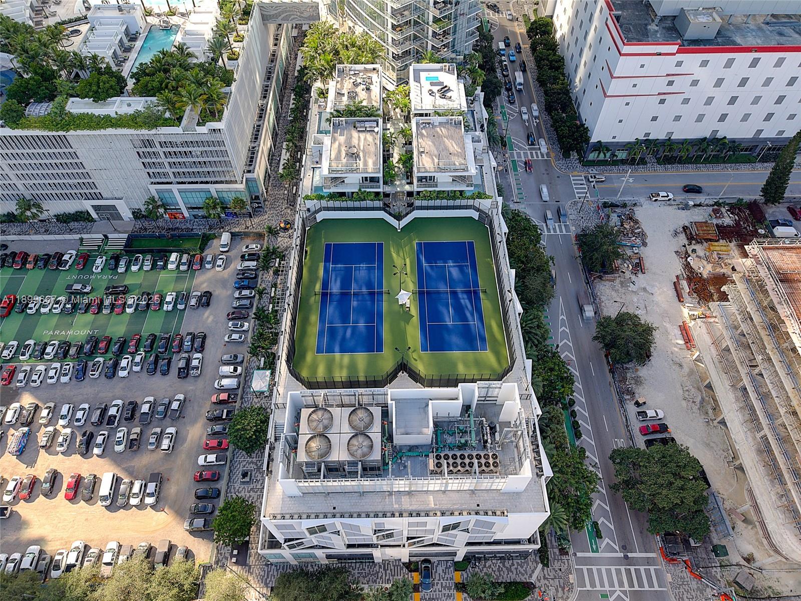 PARAMOUNT MIAMI WORLDCENT - Residential