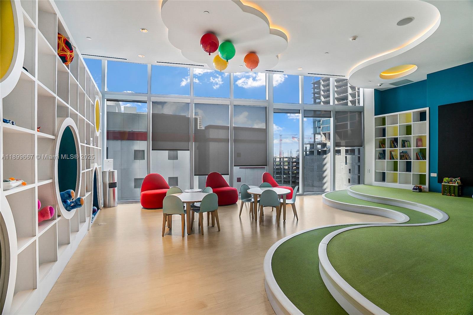 PARAMOUNT MIAMI WORLDCENT - Residential