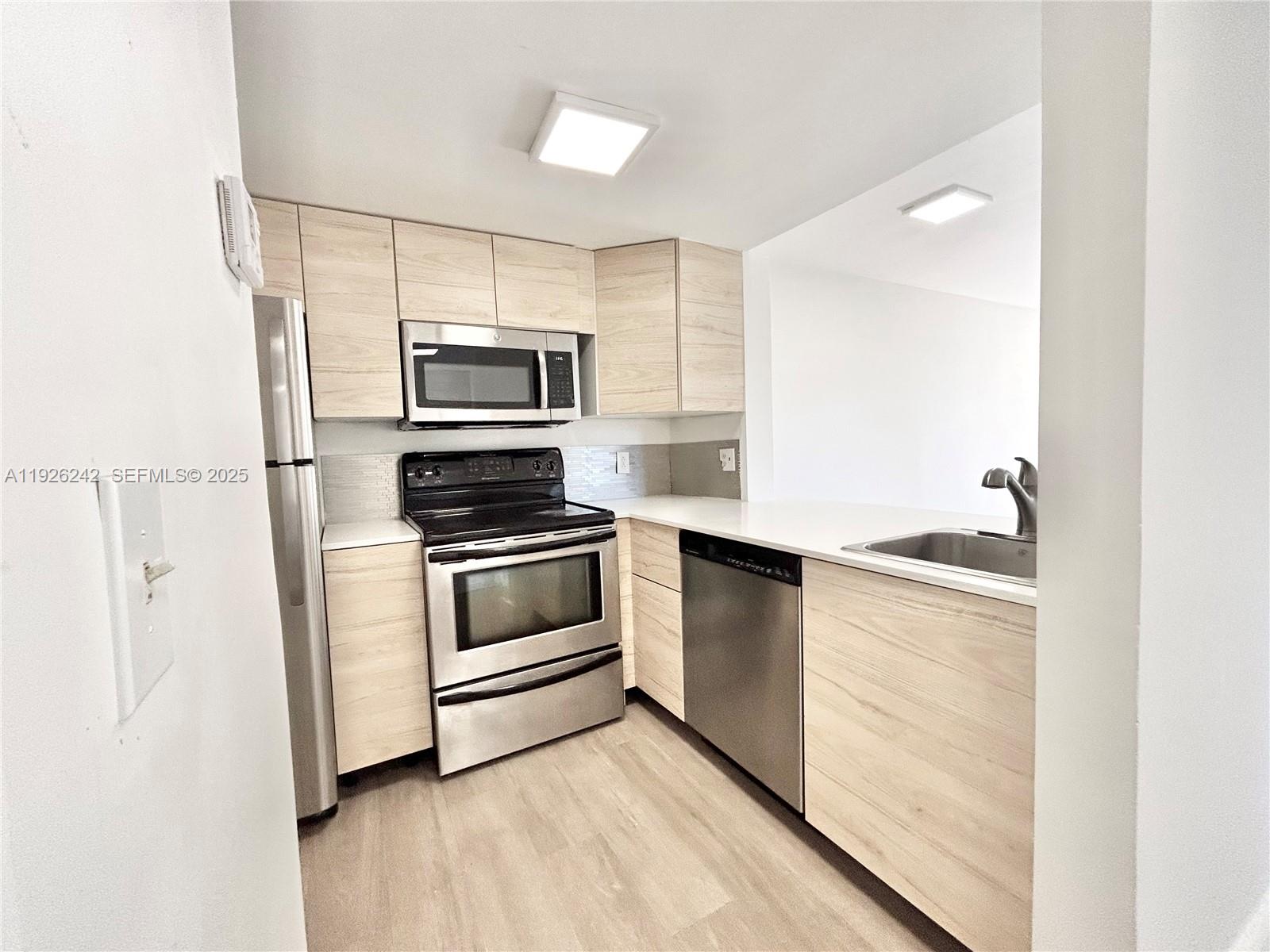 ADDISON POINTE AT BOCA RA - Residential Lease