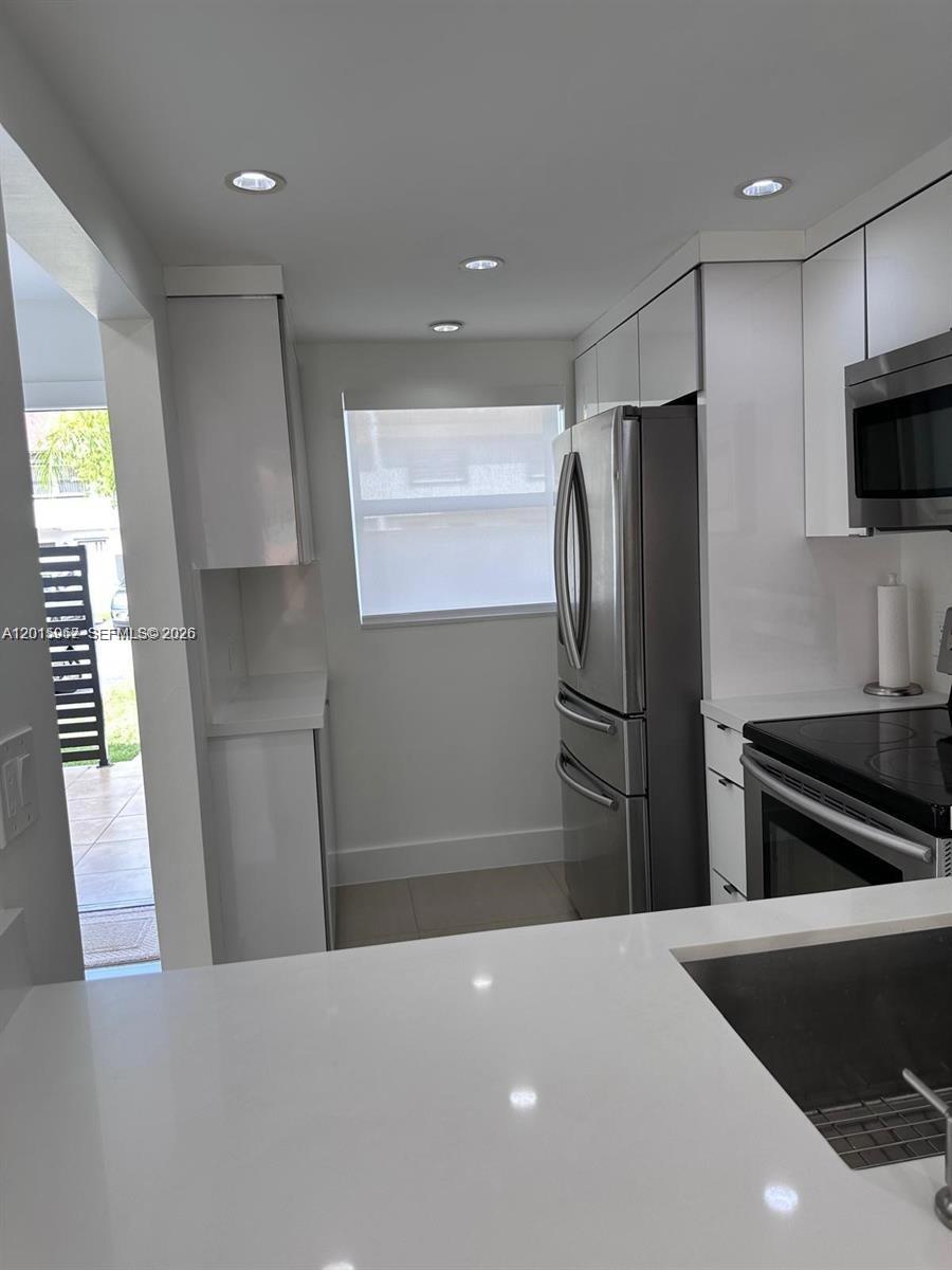 GARDENS AT KENDALE LAKES - Residential