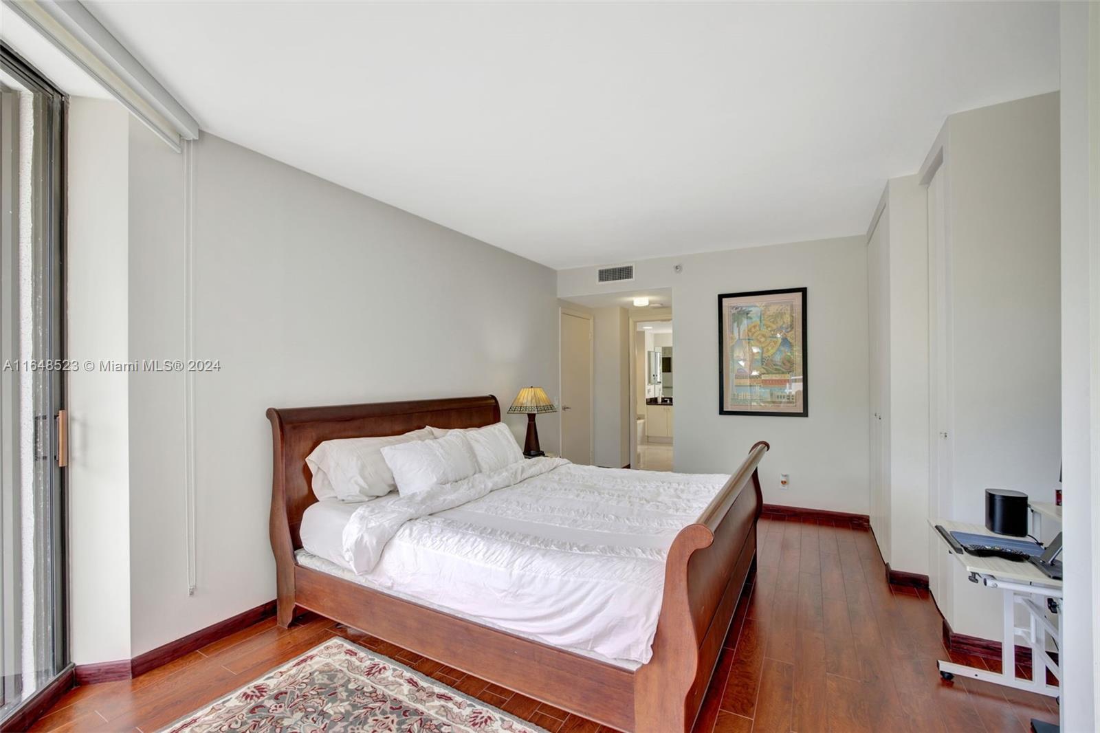HARBORSIDE AT THE WATERWA - Residential