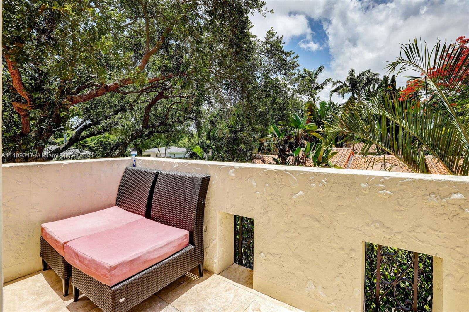 MIAMI SHORES SEC 1 AMD - Residential