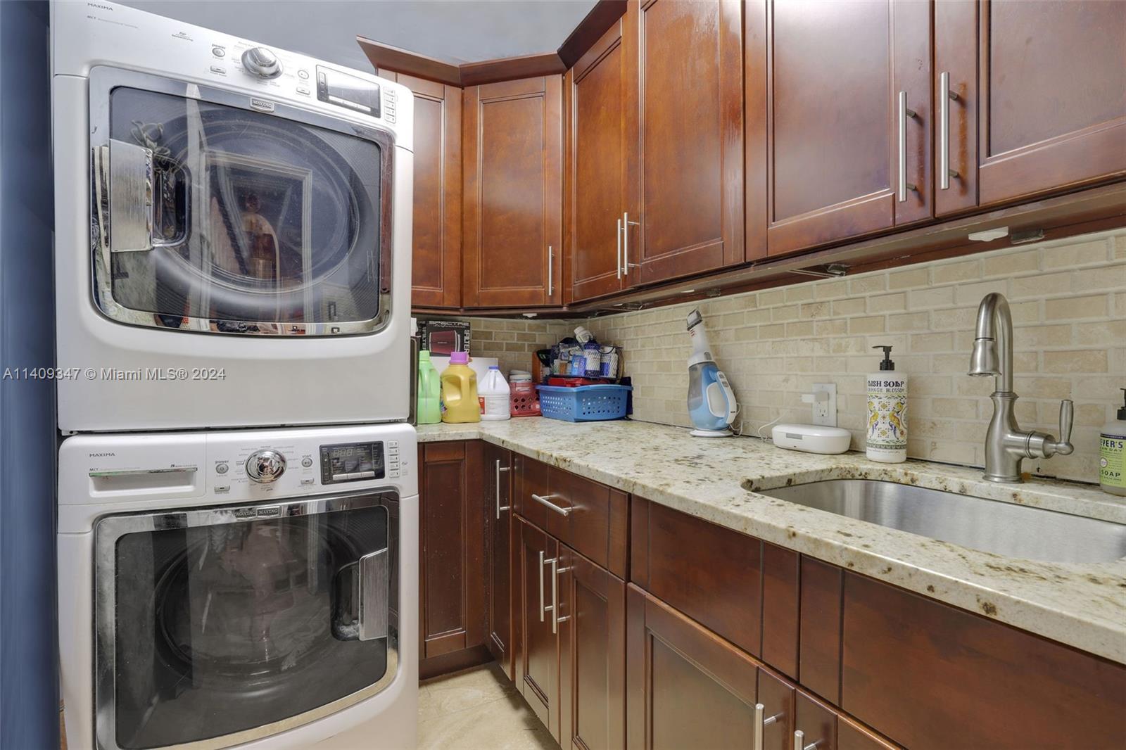 MIAMI SHORES SEC 1 AMD - Residential