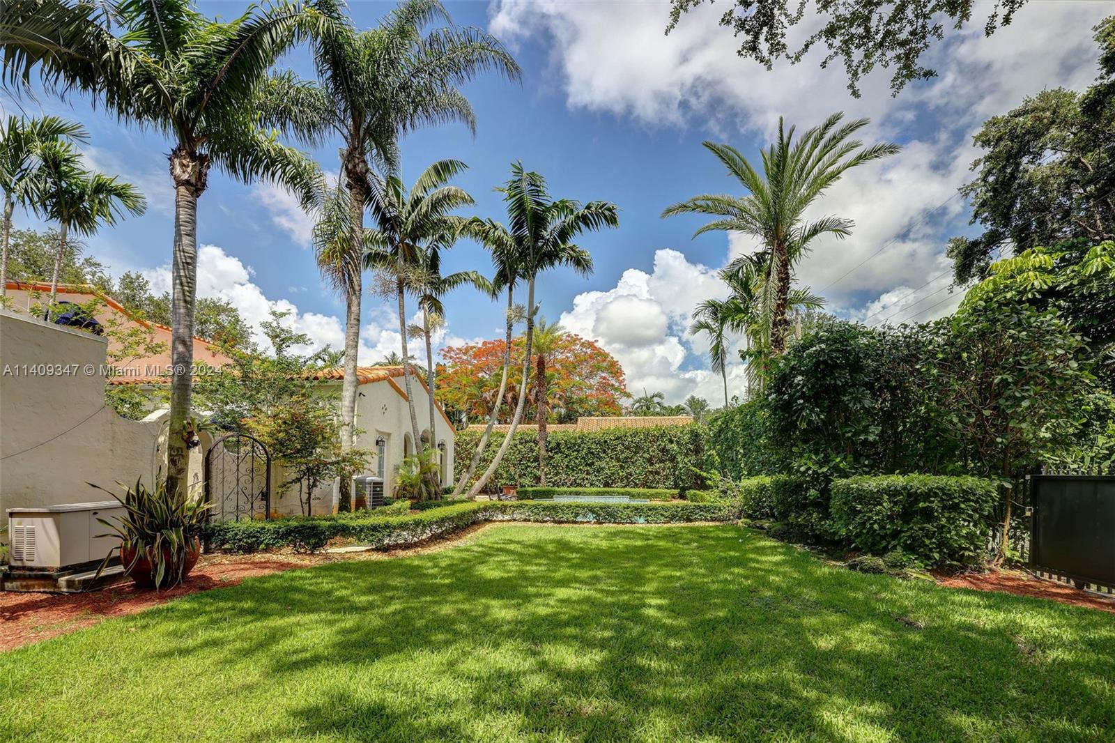 MIAMI SHORES SEC 1 AMD - Residential