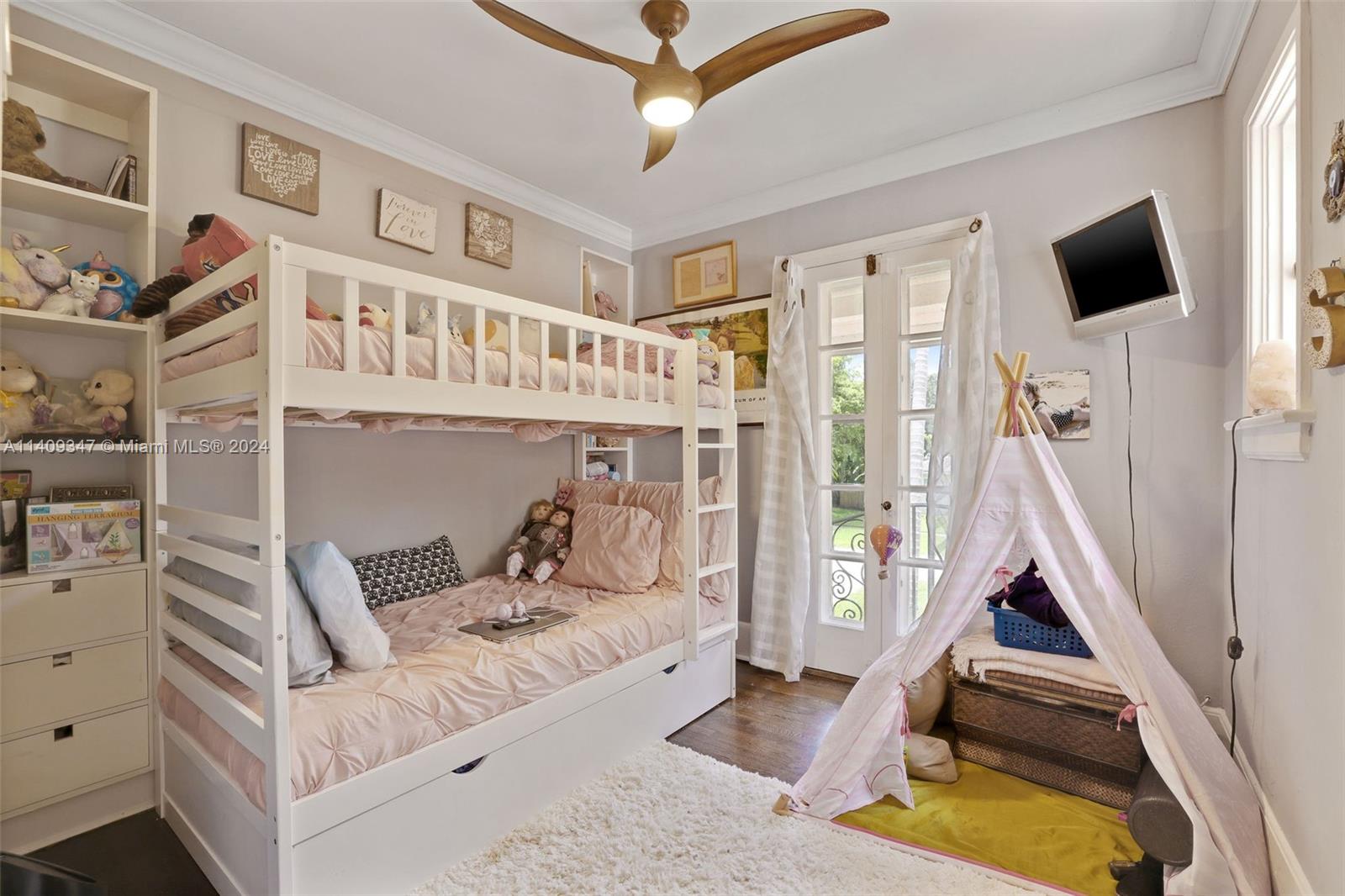 MIAMI SHORES SEC 1 AMD - Residential