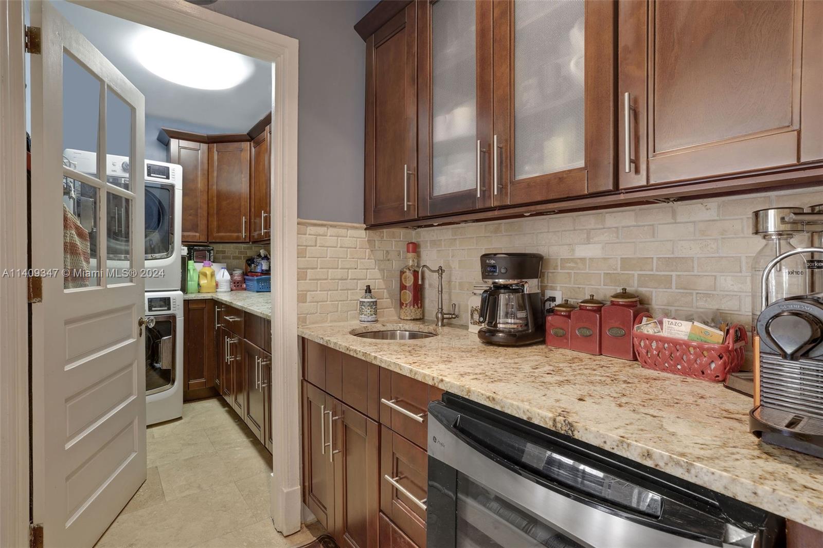 MIAMI SHORES SEC 1 AMD - Residential