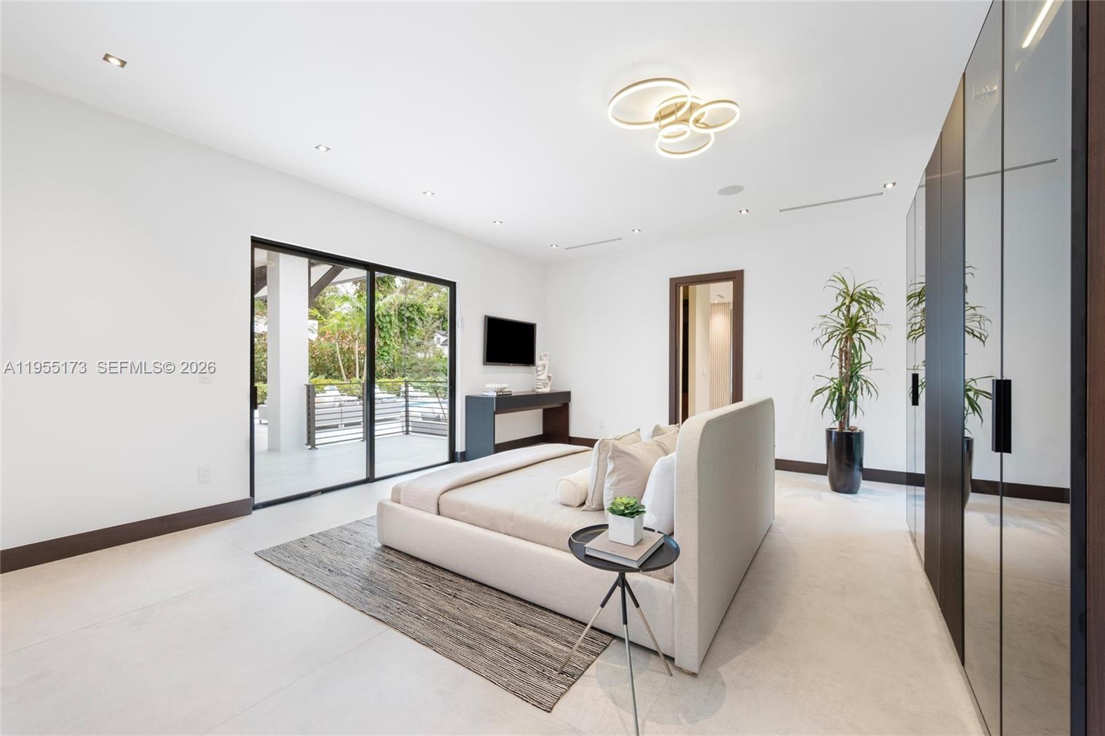 SUNILAND ESTATES 1ST ADDN - Residential