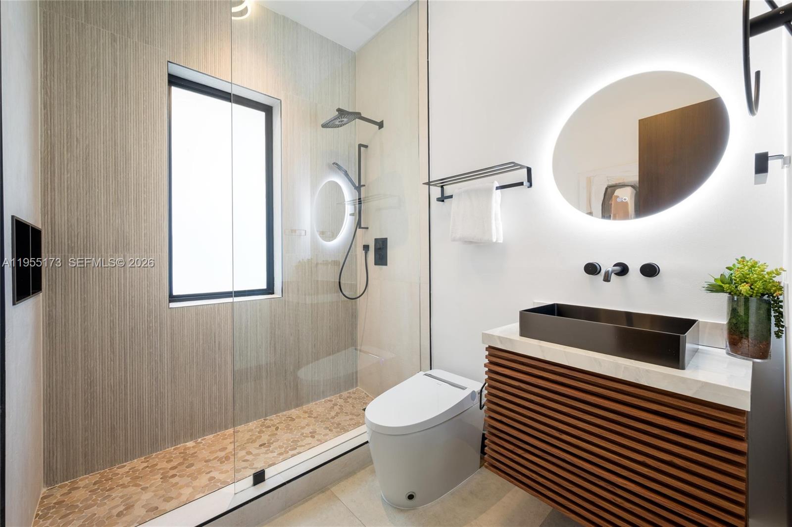 SUNILAND ESTATES 1ST ADDN - Residential