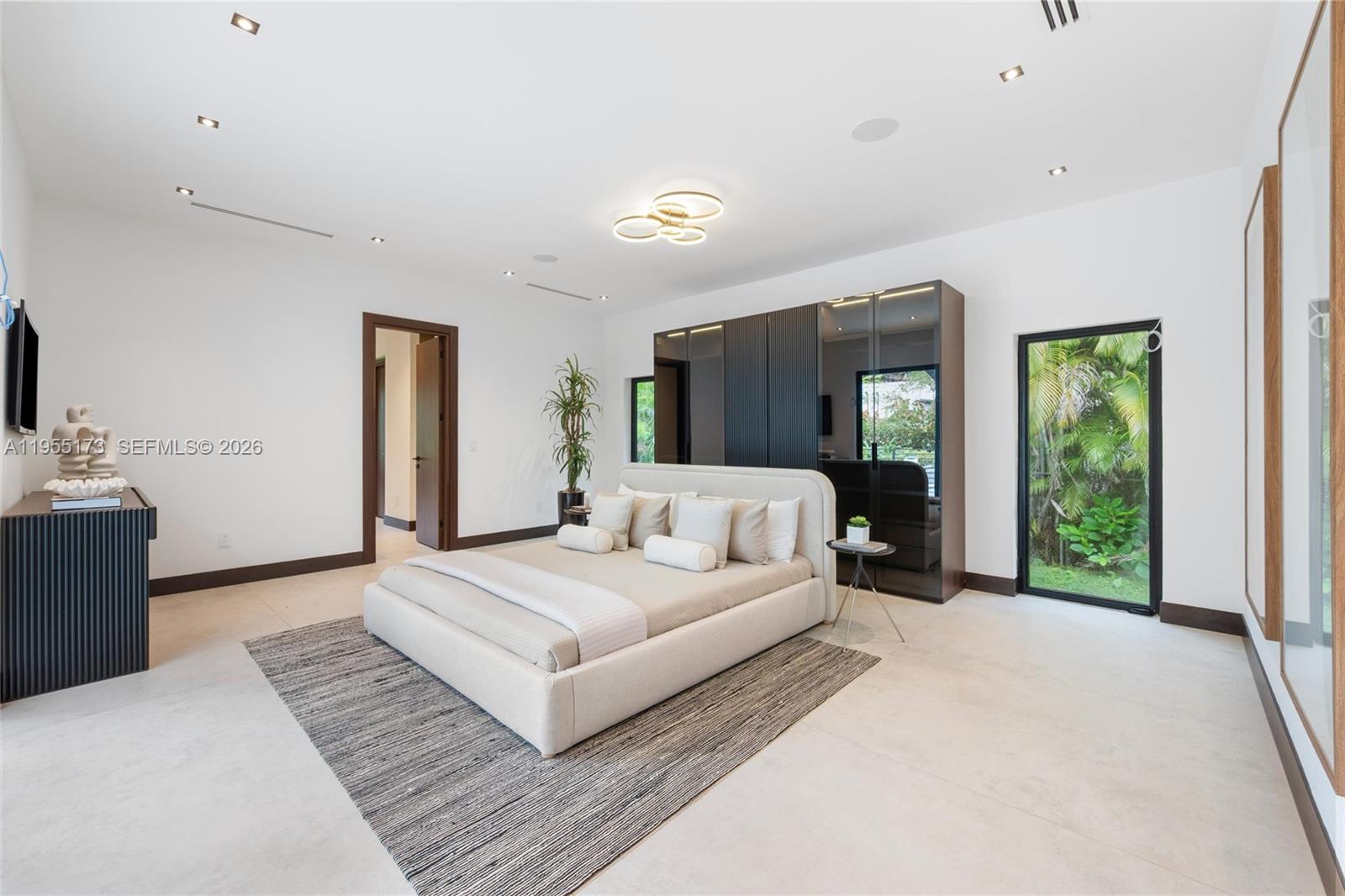 SUNILAND ESTATES 1ST ADDN - Residential