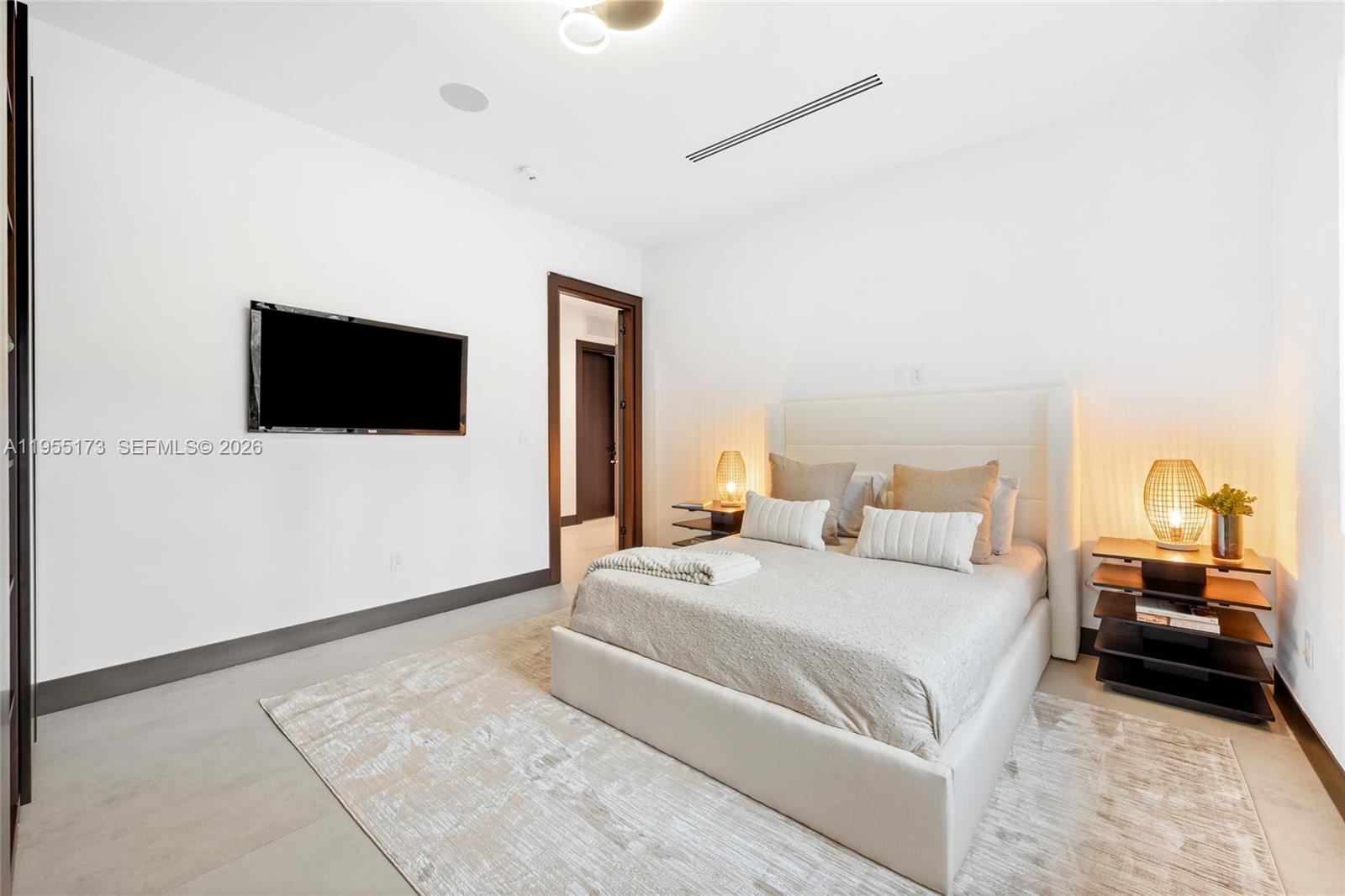 SUNILAND ESTATES 1ST ADDN - Residential