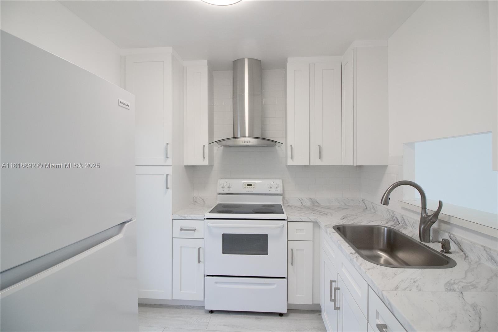 CAMELLIA GARDENS CONDO IN - Residential Lease