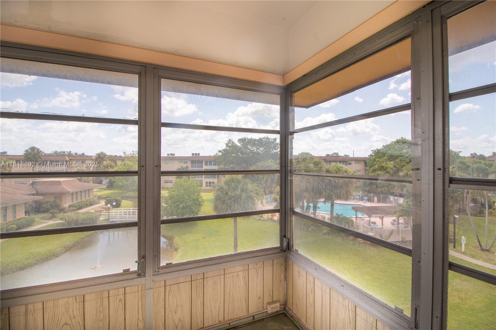 CAMELLIA GARDENS CONDO IN - Residential Lease